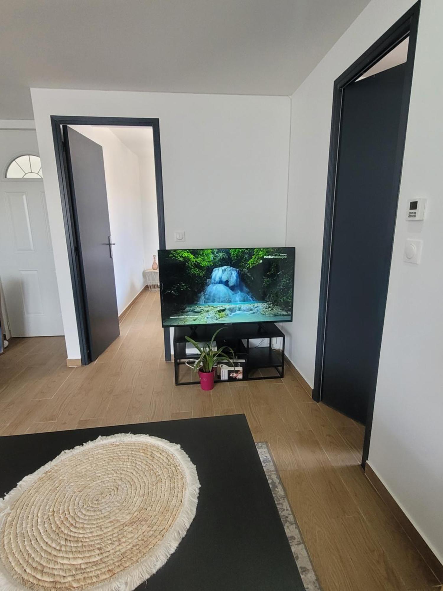 Groslay Coquet Appartement A 15Mn De Paris Et 10 Mn De Stade De France, Wifi, Netflix, מראה חיצוני תמונה