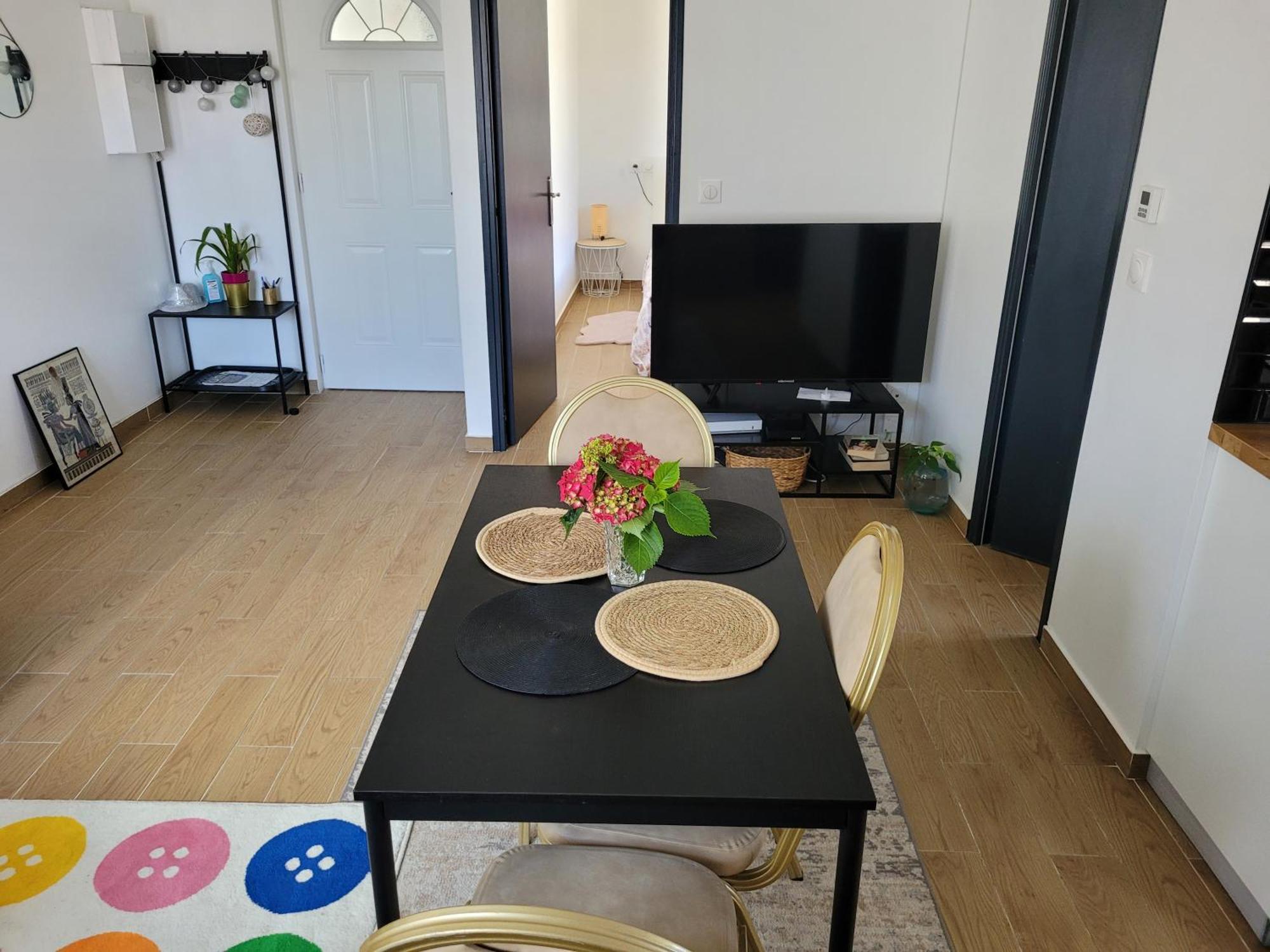 Groslay Coquet Appartement A 15Mn De Paris Et 10 Mn De Stade De France, Wifi, Netflix, מראה חיצוני תמונה